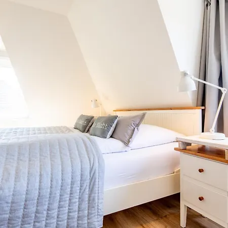 Munkhoog Haus 4 Munkmarsch