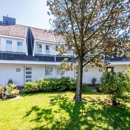 Munkhoog Haus 4 *